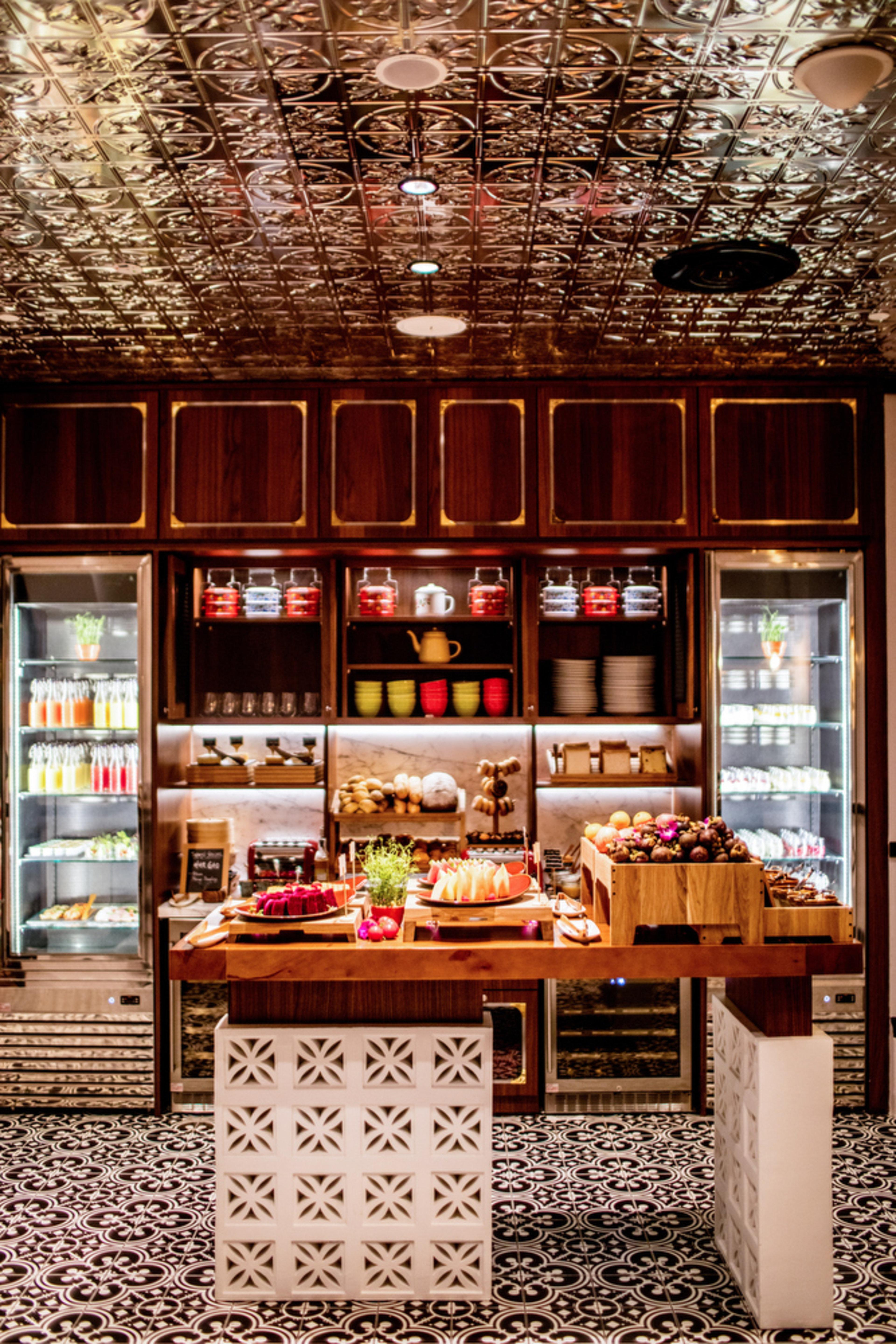 Hotel Indigo Singapore Katong By Ihg المظهر الخارجي الصورة The buffet at the lounge