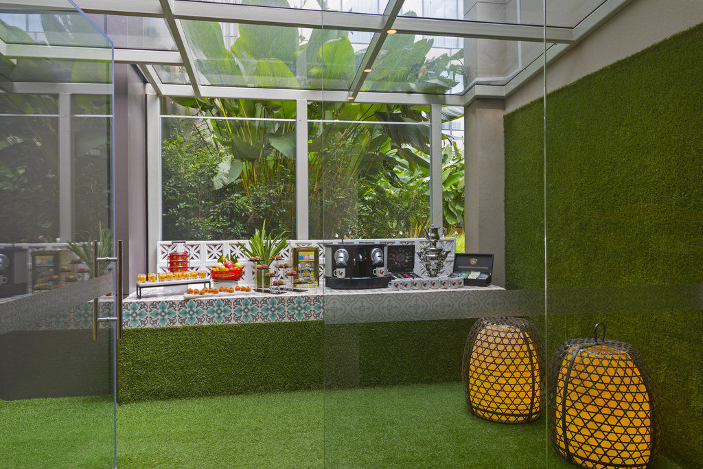 Hotel Indigo Singapore Katong By Ihg المظهر الخارجي الصورة The interior of the restaurant